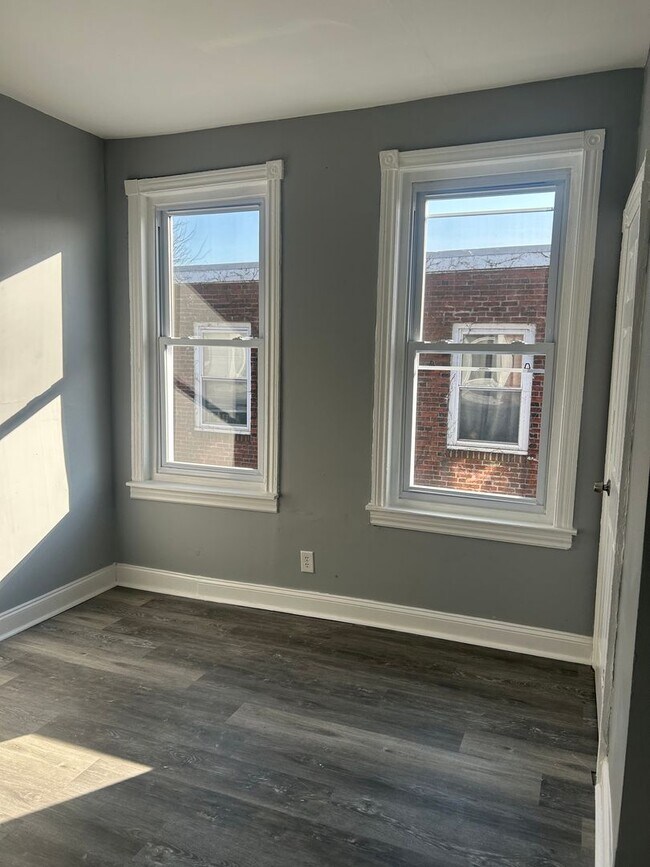 Photo - 3BR 1,5 bath Only with 3 Br pha voucher