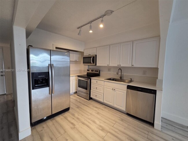 Photo - 2903 NE 163rd St Unit 405