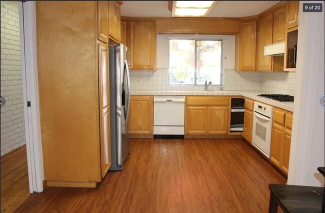 Photo - 118 Azucar Ave