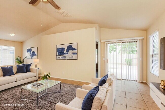 11026 W Wilshire Dr