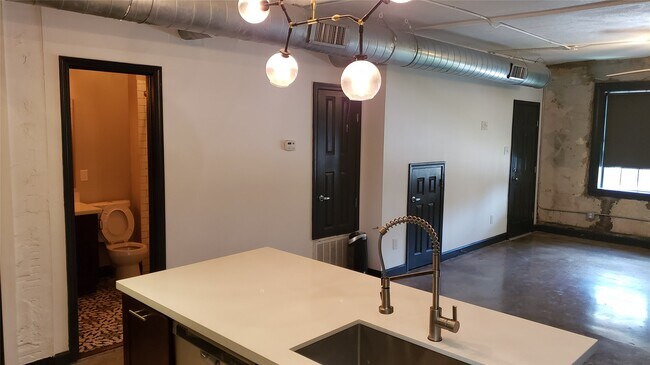 Photo - 6819 Avenue C Unidad A