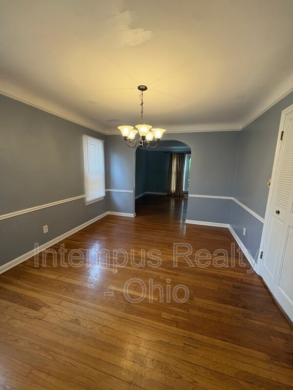 Photo - 3882 Faversham Rd