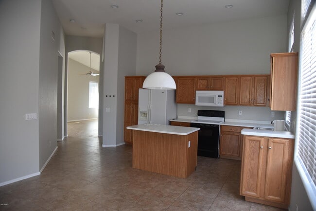 Photo - 1365 W Musket Way