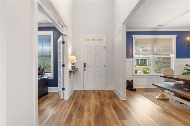 Photo - 409 Carmichael Cir