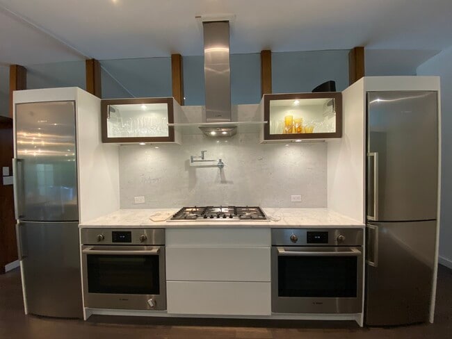 Photo - 2104 Zuppke Dr