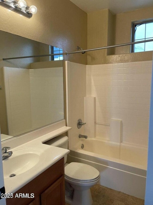 Photo - 3117 S Southwind Dr