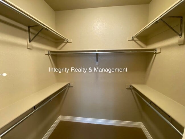 Photo - 2620 W Front View Cres Dr