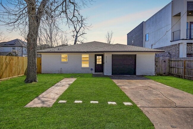 Building Photo - 4710 Hershe St