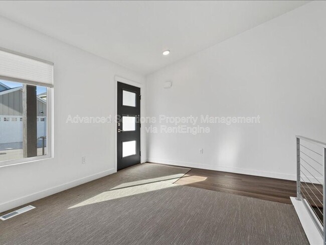 Photo - 7411 S Drake Pk Ct