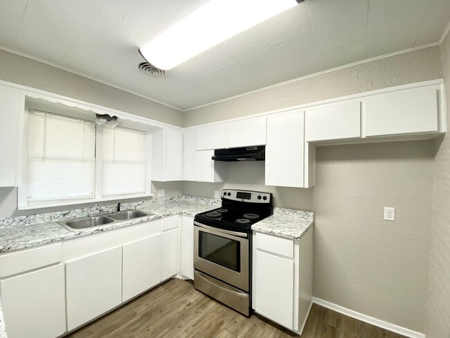 2802 A&M