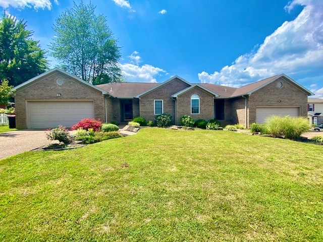 Building Photo - 4035 Pine Dr