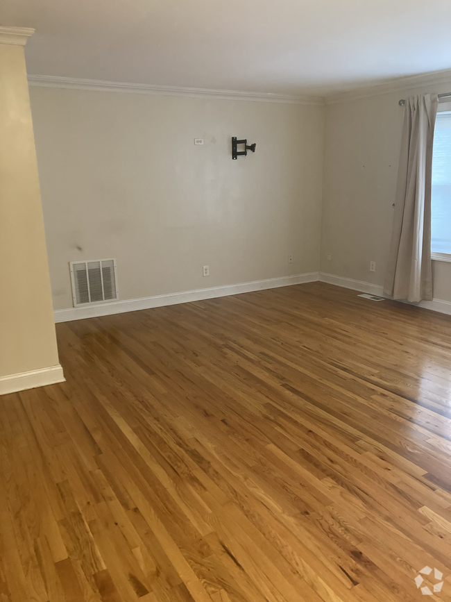 Building Photo - 265 Glendale Ave Unit E2 Rental