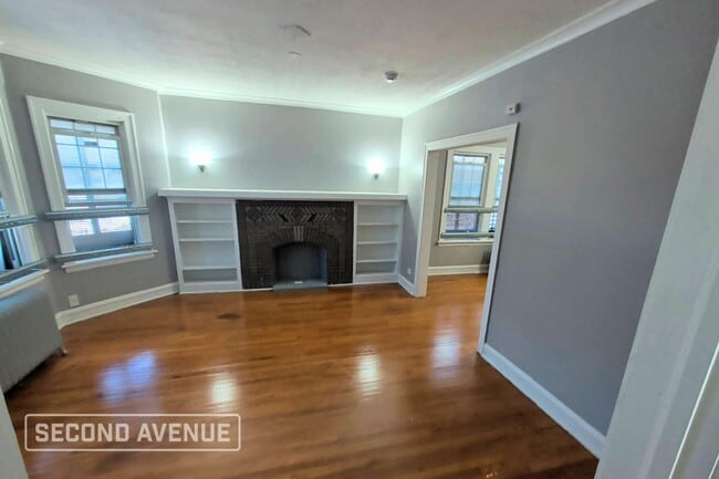 Photo - 7114 S Claremont Ave