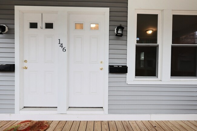 Photo - 146 Division St Unidad 1st FL