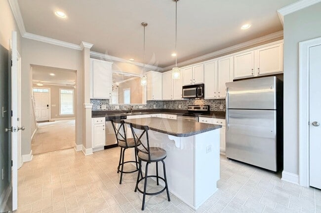 Photo - 7754 ACC Blvd