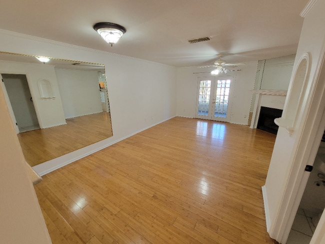 Photo - 3801 Crown Point Rd Unit 2072