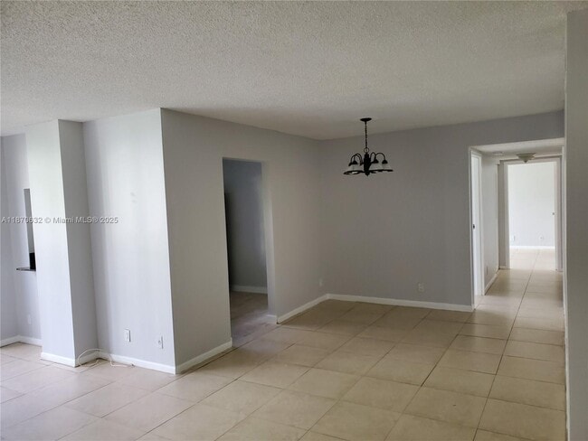 Photo - 17011 N Bay Rd Unit 306