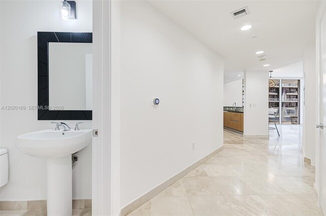 Photo - 1050 Brickell Ave Unit 2320
