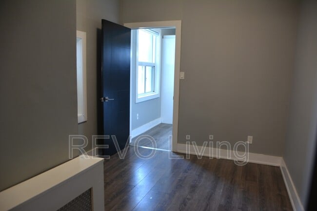Photo - 292 Welland Ave