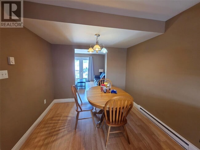 Photo - 20 Flynn Ln
