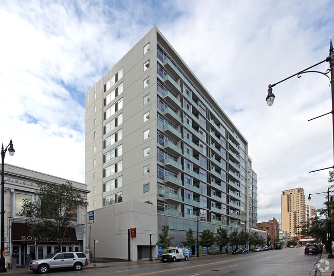 Photo - 1620 S Michigan Ave