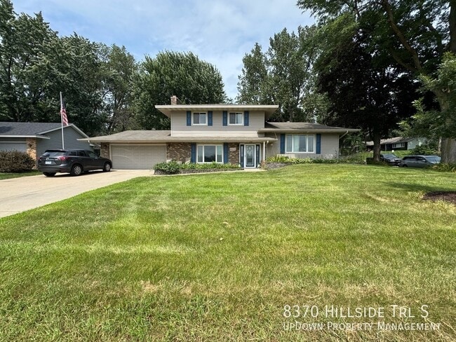 Building Photo - 8370 Hillside Trail S