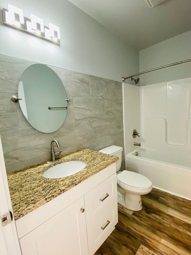 Photo - 3001 W Cary St Unidad Apt. B