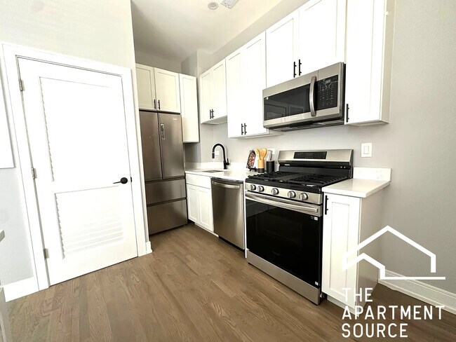 Photo - 3830 N Wilton Ave Unit 3