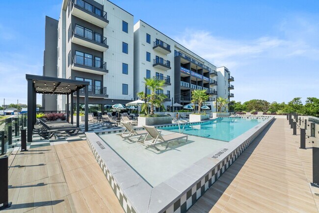 Photo - Tempo at White Oak