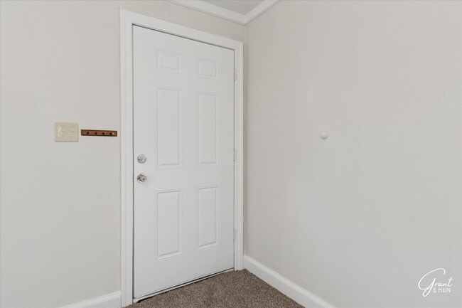 Photo - 2 Bedroom-1 Bath-$1250/month
