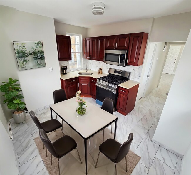 Photo - 910 20th St Unidad 2