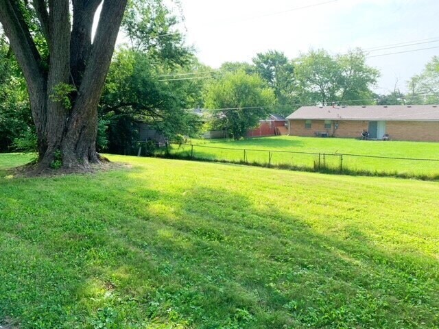 Photo - EAST SIDE 4 BR HOME AVAILABLE NOW!