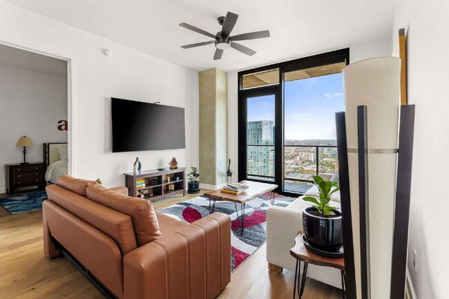 Photo - Luxury Condo with Skyline Views Unit 3603