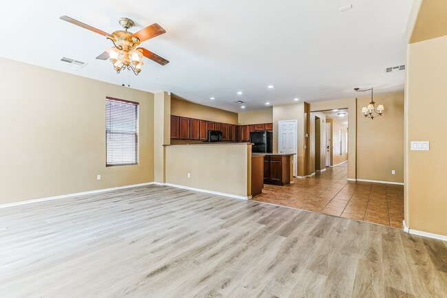 Photo - 3845 E Fairview St