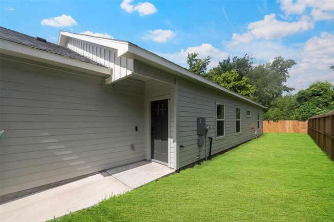 Building Photo - 7215 Tippett St Rental