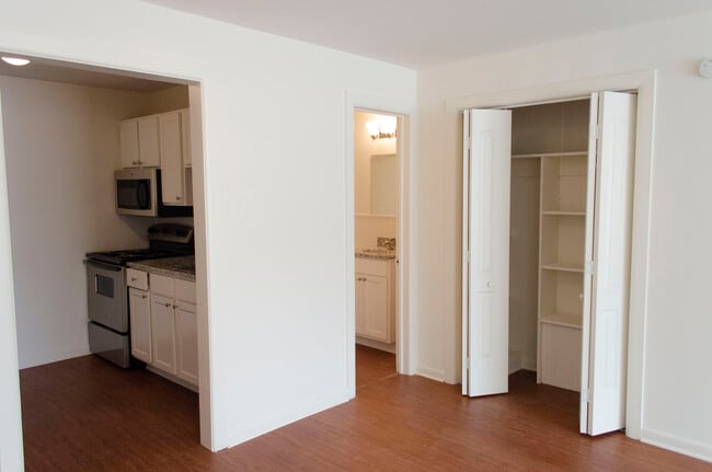 Photo - The Meadows Apartments