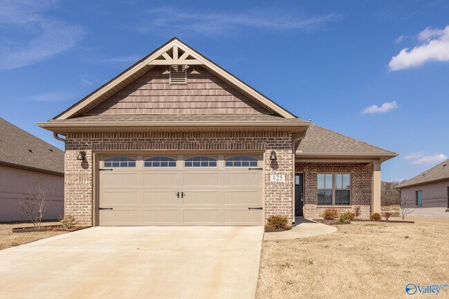 Photo - 125 Caspian Ln