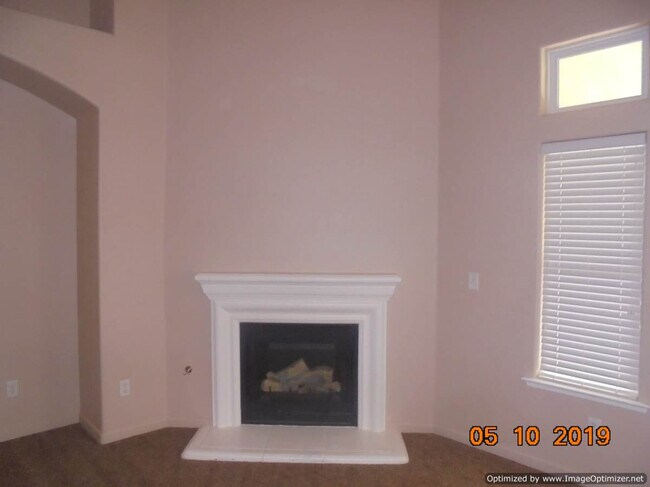 Photo - GORGEOUS! Sanger 4/2 With 3 Car Garage!