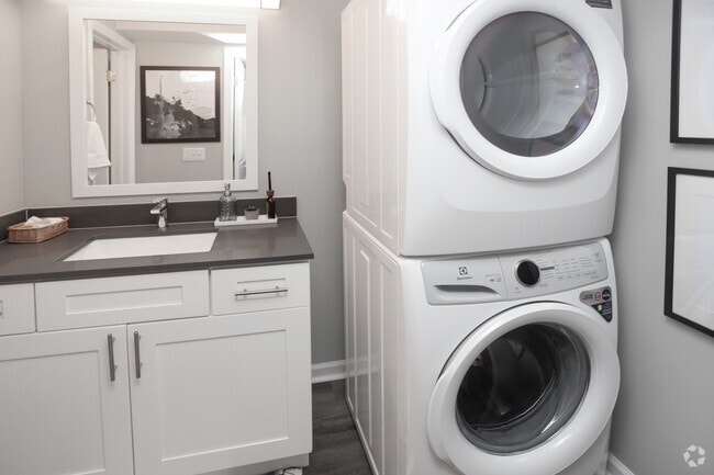 1HAB, 1BA - 647 ft² - A62 Apartments