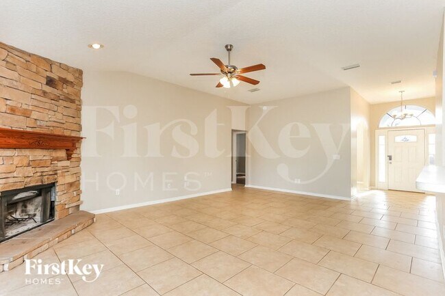 Photo - 247 Ridgewick Dr S