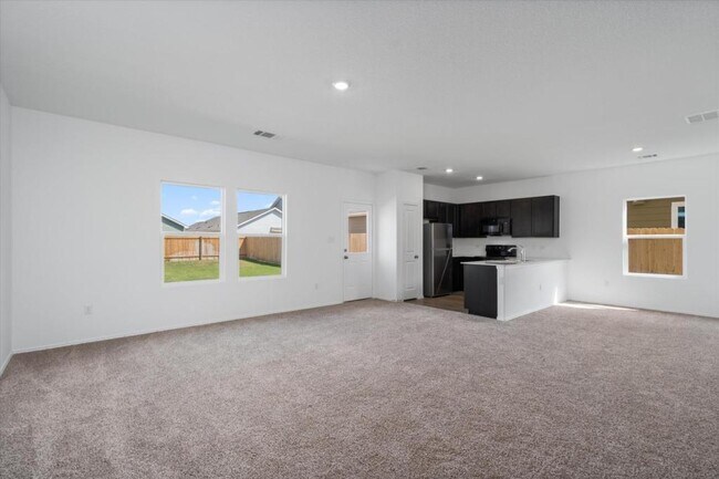 Photo - 301 Freshwater Dr