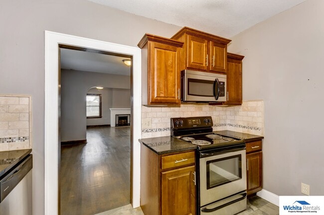 Photo - 401 N Oliver St