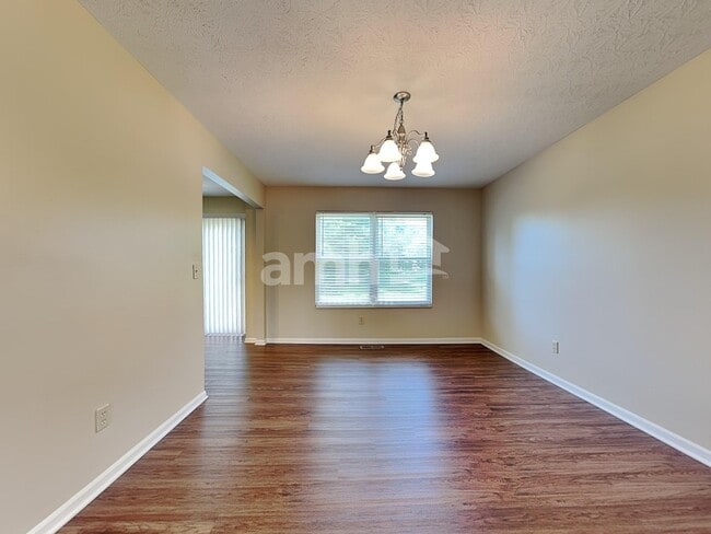 Photo - 1371 Stableview Cir