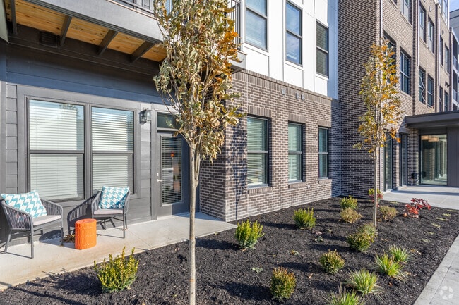 Skytop Apartments