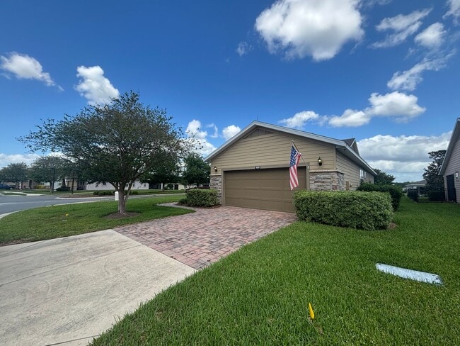 Photo - Beautiful move in ready, large 2/2 in Ocala Preserve - All ages