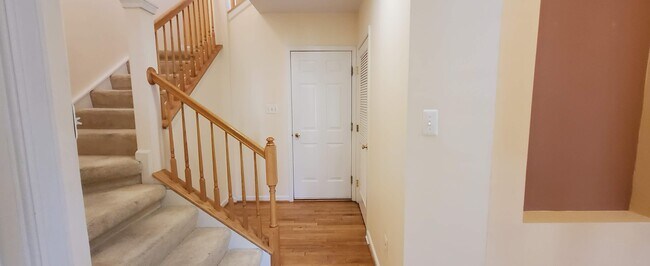 Photo - 5823 Pearson Ln