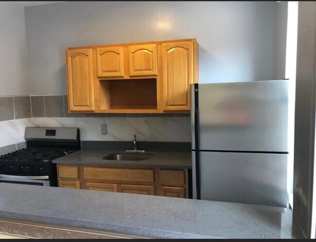 Photo - 1078 Rogers Ave Unit 3