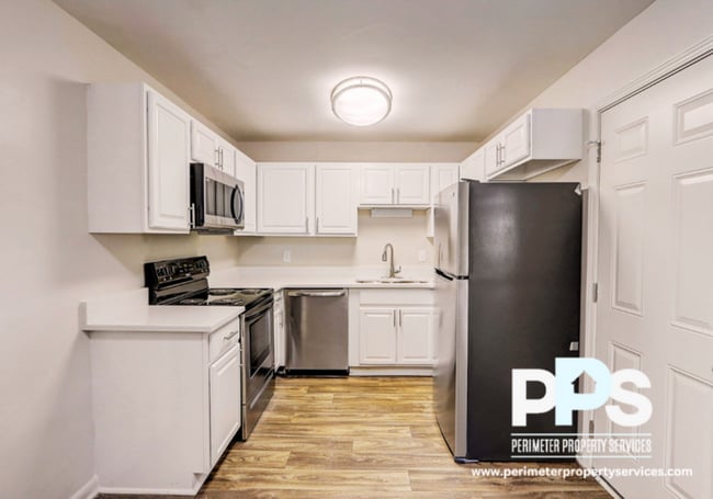 Photo - 1204 Veterans Memorial Hwy SW