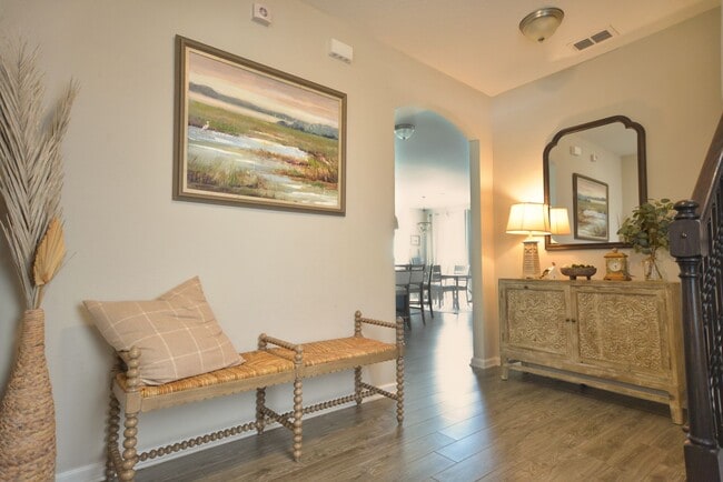 Photo - Beautiful Pond-Front Home Near Amelia Concourse