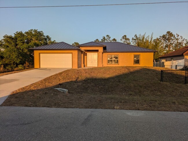 Building Photo - 1034 Chauncey Ave Rental